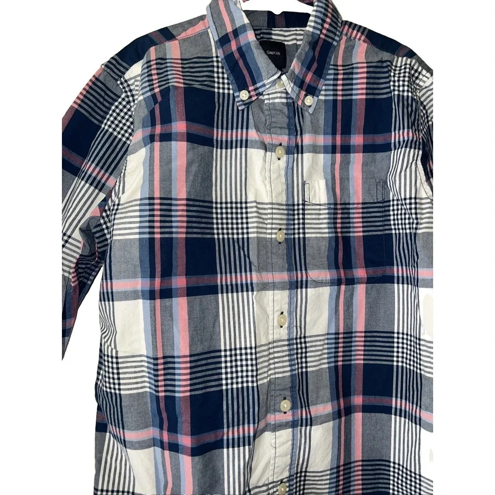 Gap Kids Boys Large  plaid button down shirt long sleeved  Back To School